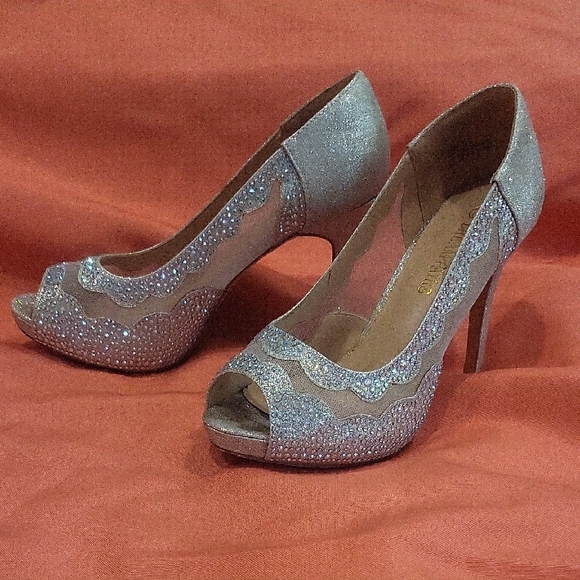 Dream Pairs Silver Sparkle Peep-Toe Heels - Picture 1 of 8
